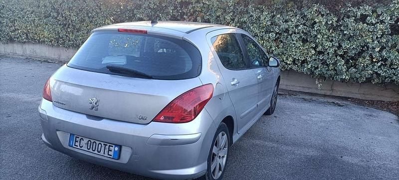 Usata Peugeot 308 109 CV (80 kW) 2009 Berlina