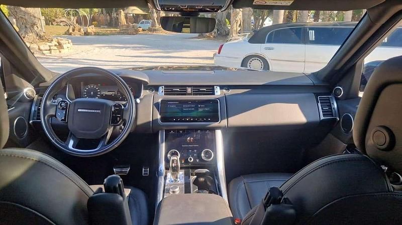 Usata Land Rover Range Rover Sport Dynamic 249 CV (183 kW) 2022 Nero SUV