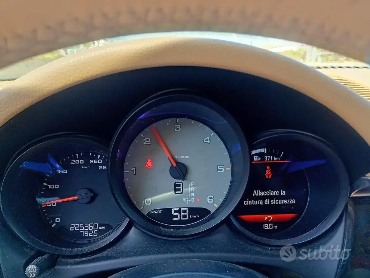 Usata Porsche Macan 250 CV (183 kW) 2015 Blu SUV