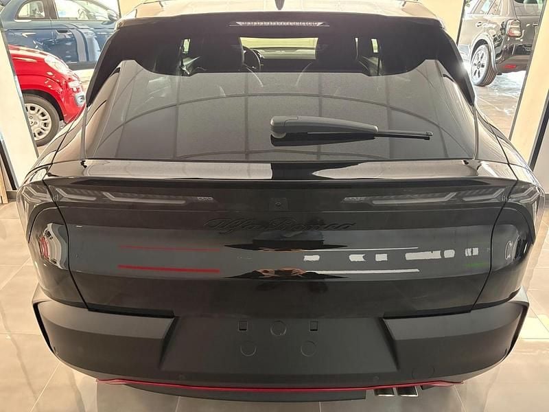 Nuova Alfa Romeo Junior Edizione Speciale 136 CV (100 kW) 2025 Nero SUV