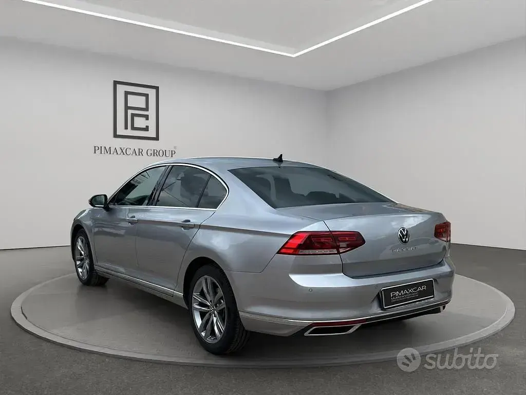 Usata VW Passat Executive 150 CV (110 kW) 2020 Other Berlina