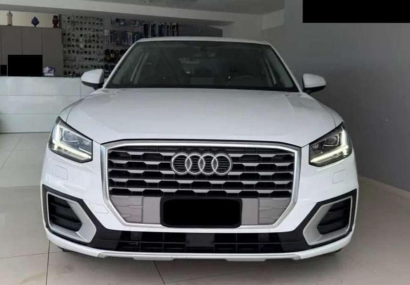Usata Audi Q2 Design 116 CV (85 kW) 2018 Bianco SUV