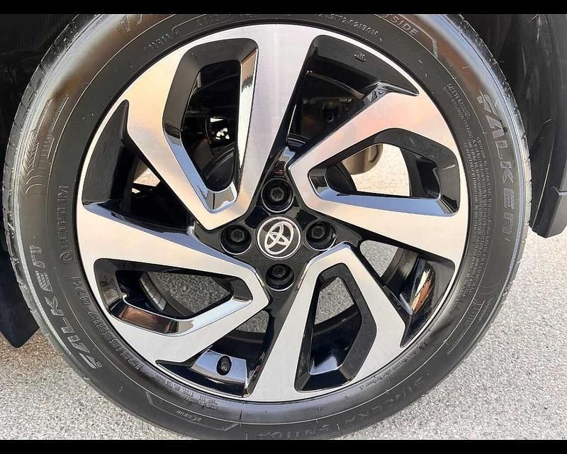 Usata Toyota Aygo Active 72 CV (52 kW) 2025