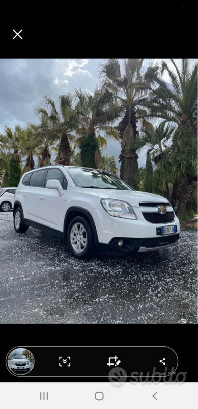Bianco Usata 2013 Chevrolet Orlando Monovolume | 5400 € (Buon prezzo) - Immagine 1/4