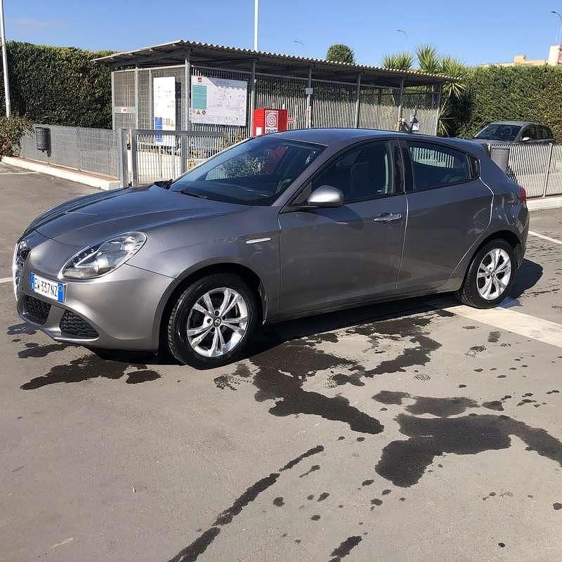 Usata Alfa Romeo Giulietta Progression 120 CV (88 kW) 2014 Berlina