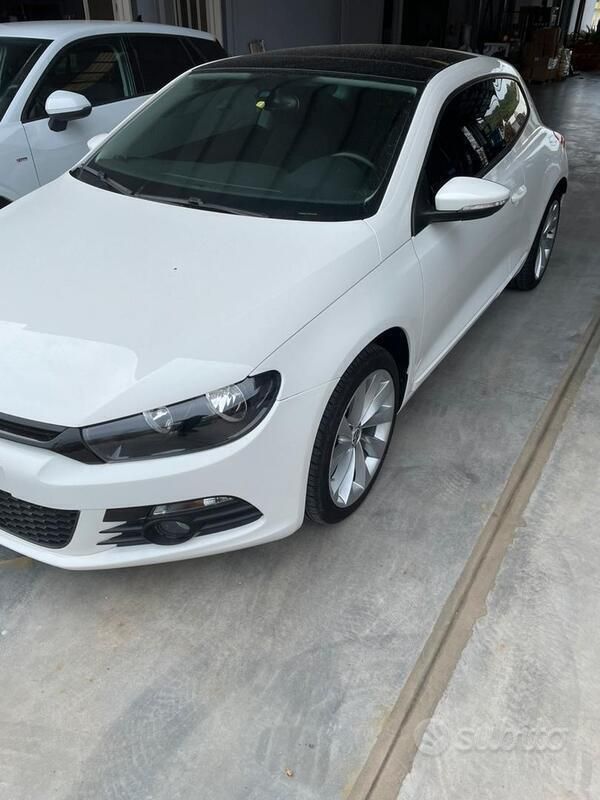 Usata VW Scirocco 160 CV (117 kW) 2009 Bianco Coupé