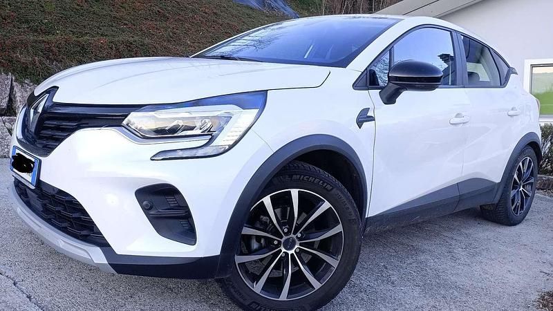 Usata Renault Captur Engineered 92 CV (67 kW) 2023 SUV