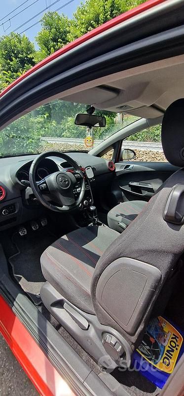 Usata Opel Corsa 85 CV (62 kW) 2012 Utilitaria
