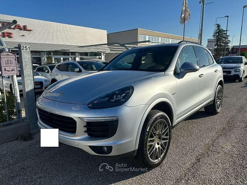 Usata Porsche Cayenne 333 CV (244 kW) 2016 Argento SUV