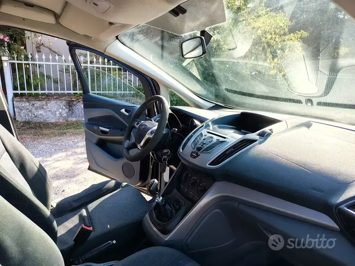Usata Ford C-MAX Titanium 95 CV (69 kW) 2015 Nero Monovolume