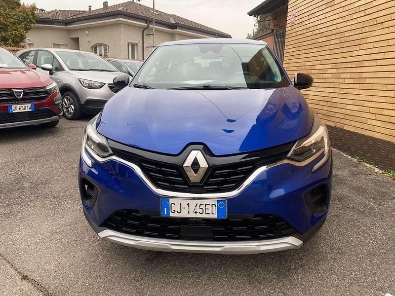 Usata Renault Captur Business 101 CV (74 kW) 2022 Blu/azzurro SUV