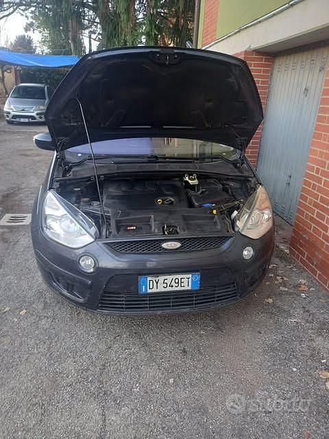 Usata Ford S-MAX S 140 CV (102 kW) 2009 Monovolume
