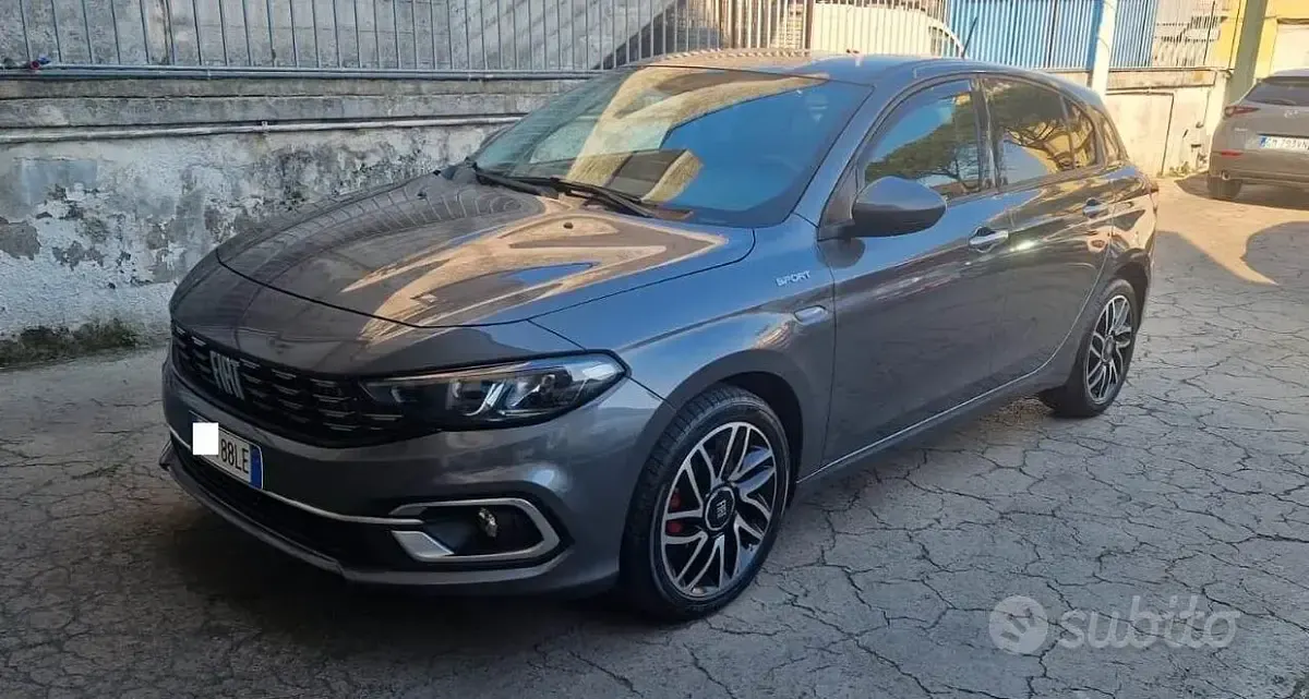 Usata Fiat Tipo Life 131 CV (96 kW) 2021 Grigio Berlina