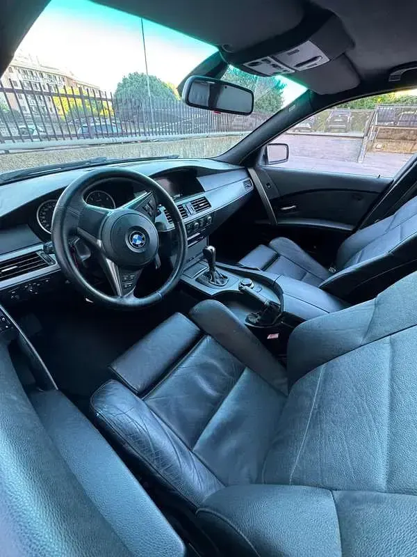 Usata BMW 525 177 CV (130 kW) 2006 Grigio Station wagon