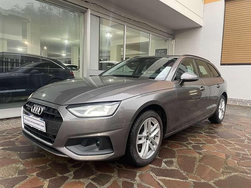 Grigio terra Usata 2021 Audi A4 Ambiente Station wagon | 21.900 € (Super prezzo) - Immagine 1/4
