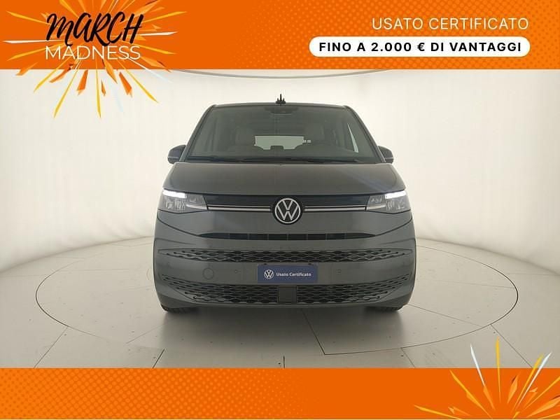 Usata VW Multivan Life 150 CV (110 kW) 2025 Grigio indium metallizzato Furgone
