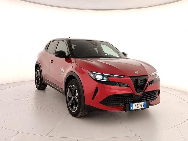 Usata Alfa Romeo Junior Edizione Speciale 61 kW (84 CV) 2024 Rosso SUV
