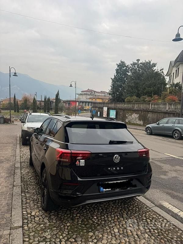 Usata VW T-Roc Advance 150 CV (110 kW) 2020 Nero SUV