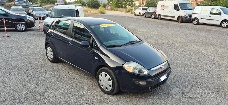 Usata Fiat Punto Evo Dynamic 75 CV (55 kW) 2012 Blu Utilitaria