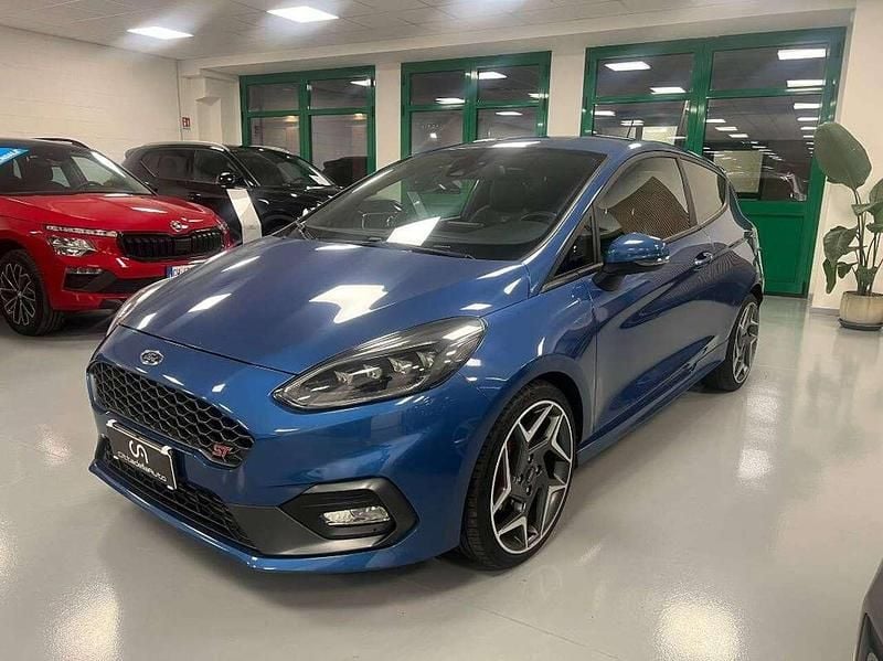 Usata Ford Fiesta ST 205 CV (150 kW) 2021 Blu perfomance Berlina