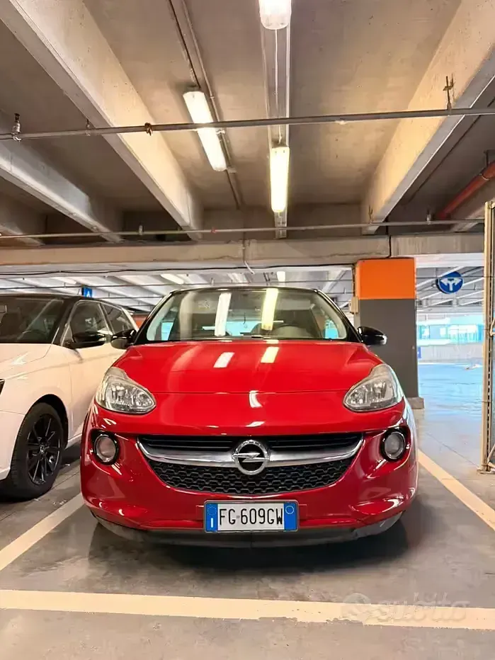 Usata Opel Adam 69 CV (50 kW) 2017 Rosso Utilitaria