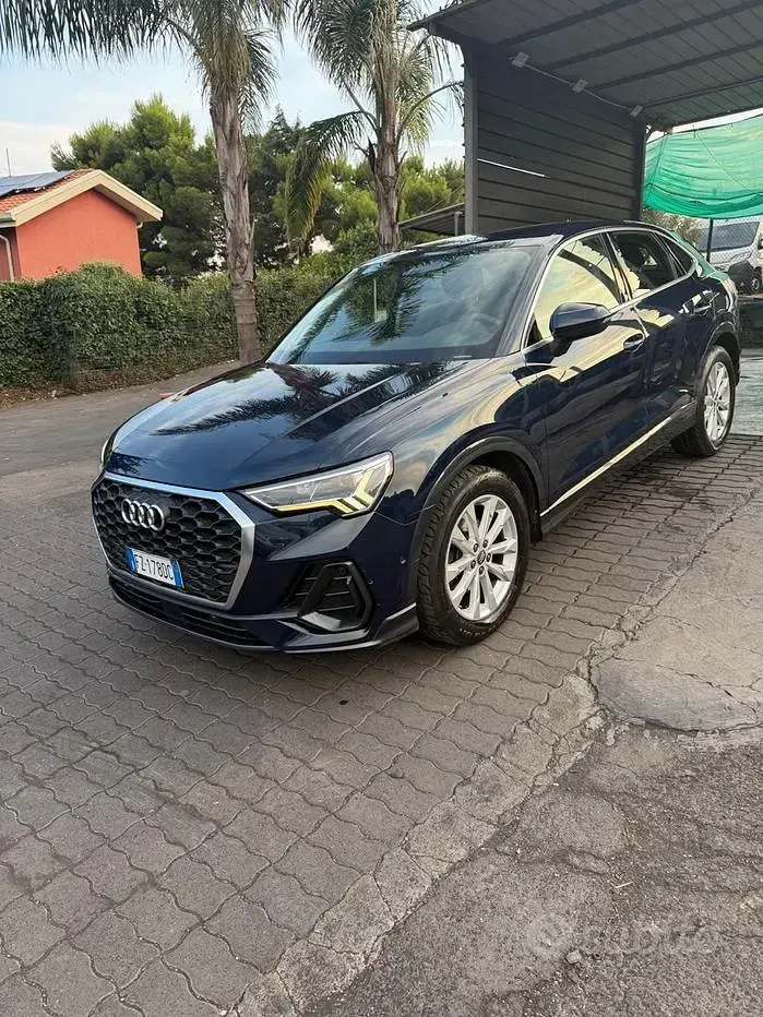 Usata Audi Q3 Sportback Ambiente 150 CV (110 kW) 2020 Grigio SUV