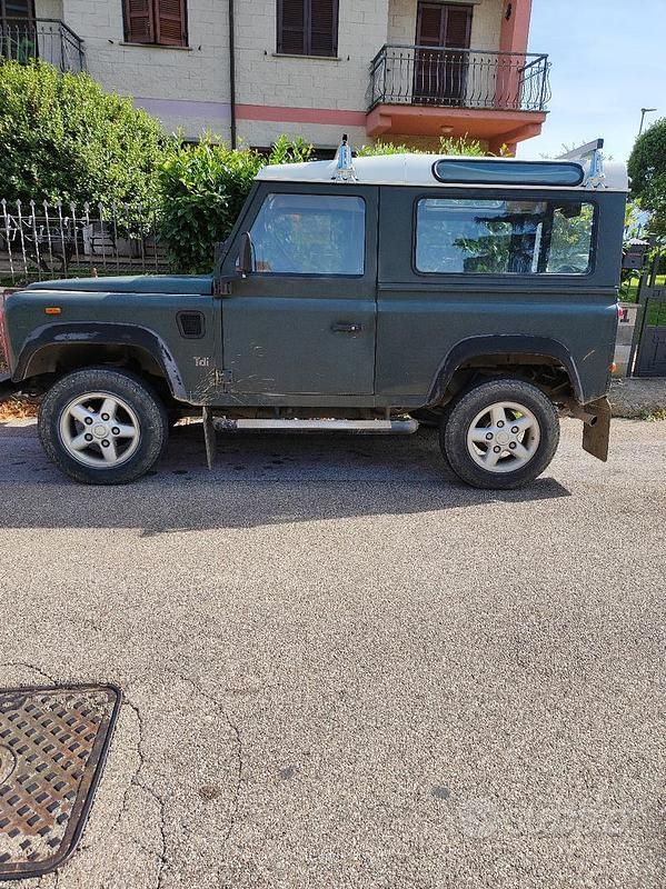 Usata Land Rover Defender 1991 Verde SUV