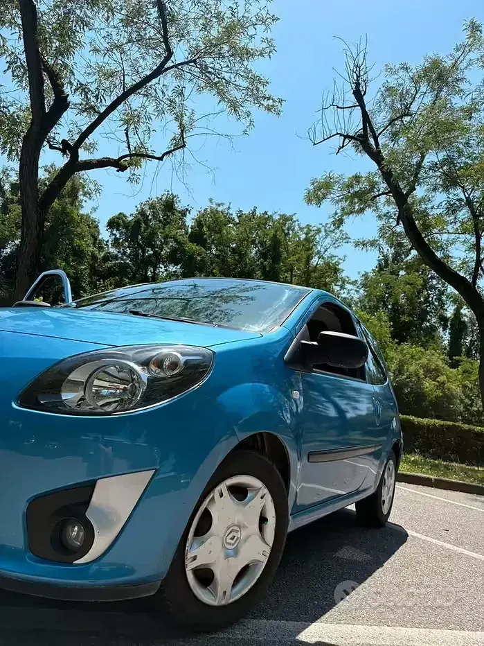 Usata Renault Twingo 75 CV (55 kW) 2011 Blu Utilitaria