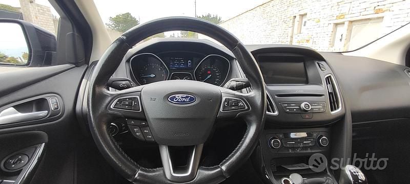 Usata Ford Focus Titanium 120 CV (88 kW) 2017 Nero Berlina