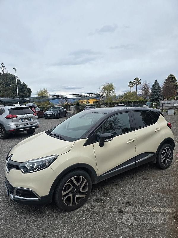 Usata Renault Captur 90 CV (66 kW) 2015 Bianco SUV