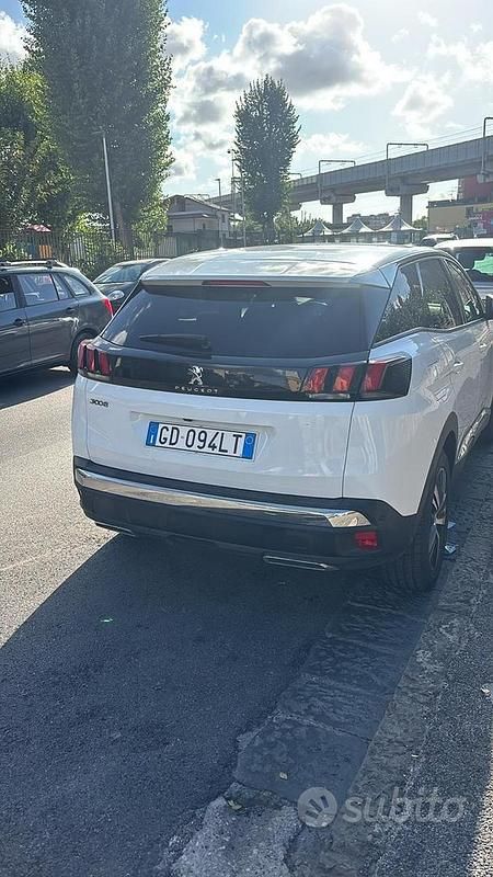 Usata Peugeot 3008 120 CV (88 kW) 2017 Bianco Monovolume