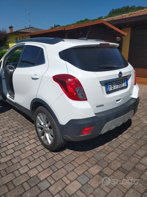 Usata Opel Mokka 140 CV (102 kW) 2016 Bianco SUV