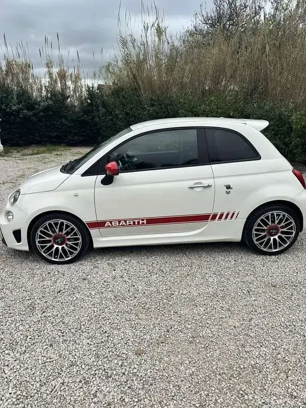 Usata Abarth 500 Custom 145 CV (106 kW) 2018 Utilitaria