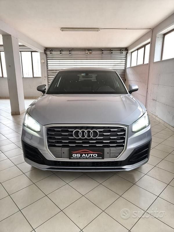 Usata Audi Q2 116 CV (85 kW) 2017 Grigio SUV