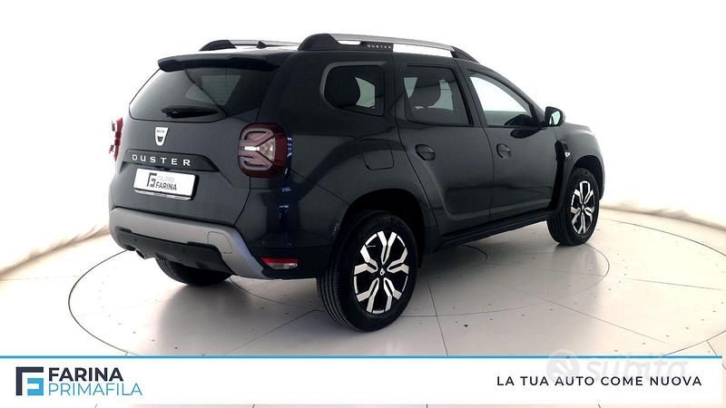 Usata Dacia Duster Prestige 101 CV (74 kW) 2022 Grigio Berlina