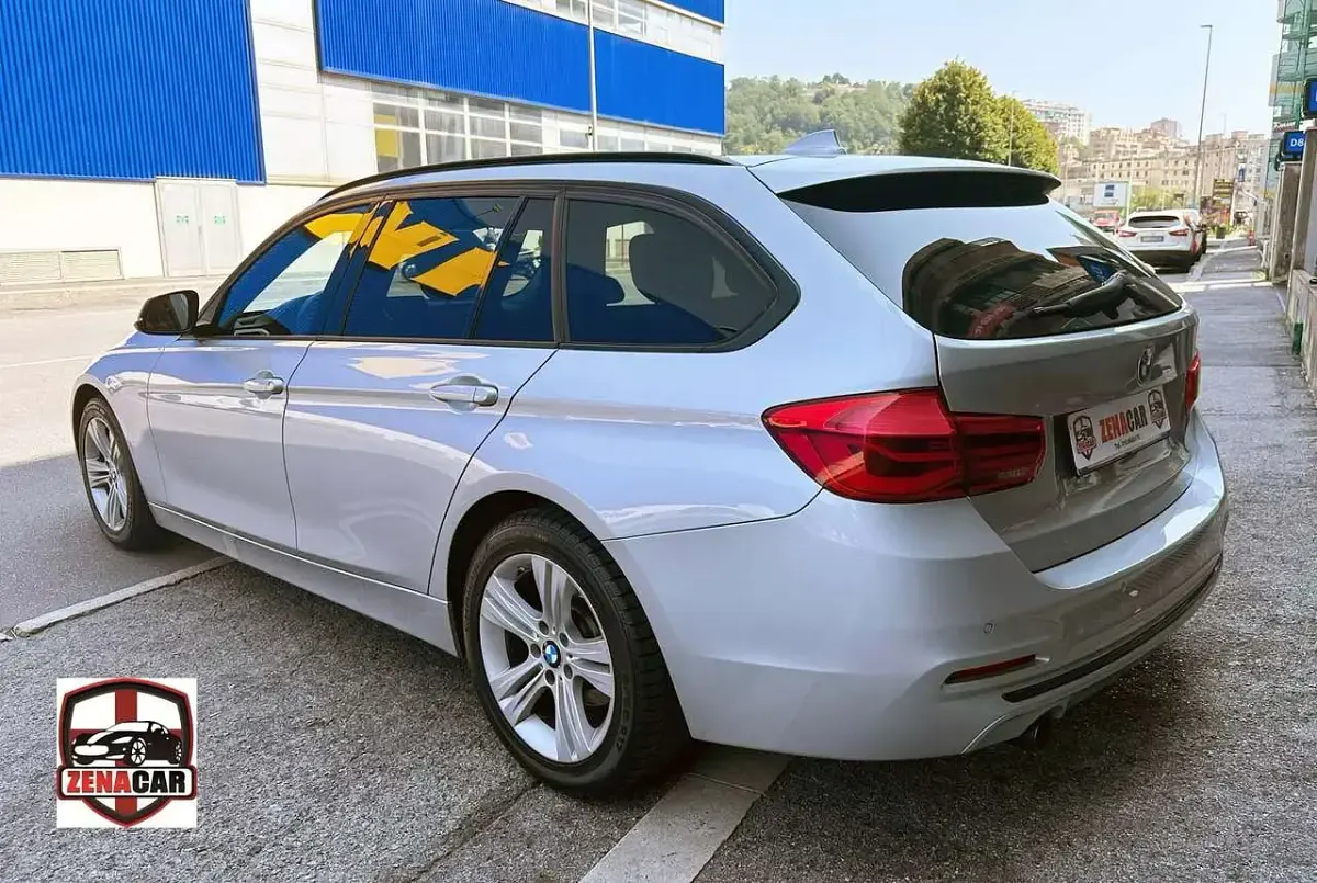 Usata BMW 318 Luxury Line 150 CV (110 kW) 2018 Argento Station wagon