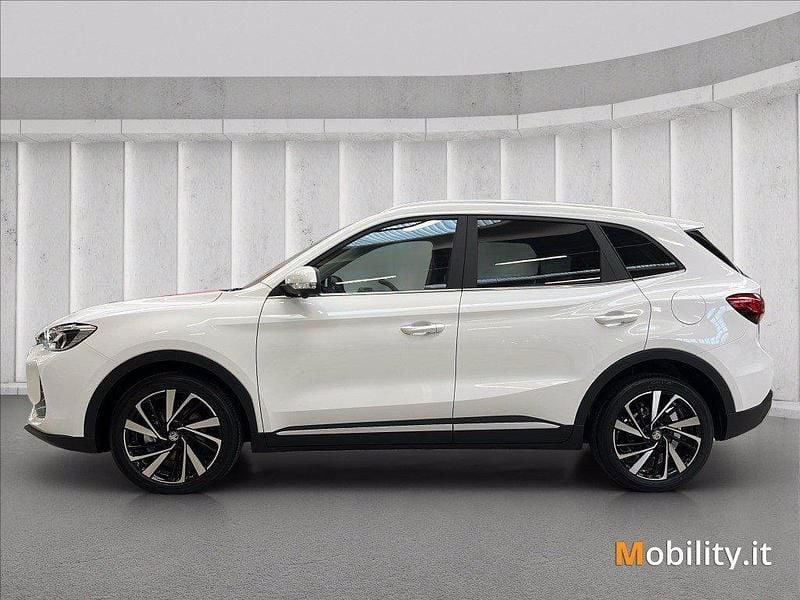 Nuova MG ZS Luxury 197 CV (144 kW) 2026 SUV