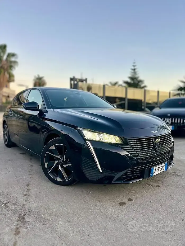 Usata Peugeot 308 Allure 131 CV (96 kW) 2023 Nero Berlina