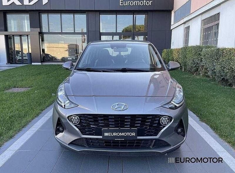 Usata Hyundai i10 67 CV (49 kW) 2022 Grigio Utilitaria