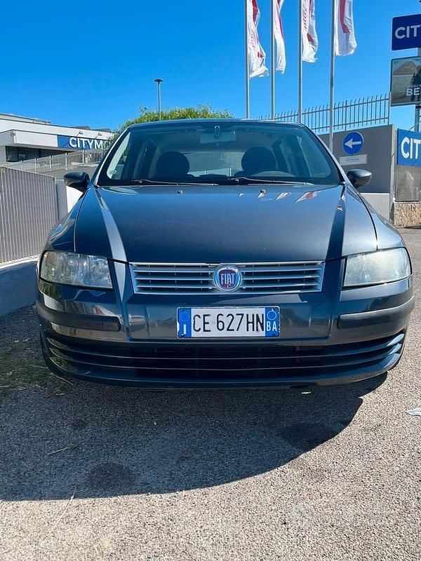 Usata Fiat Stilo 116 CV (85 kW) 2003 Utilitaria