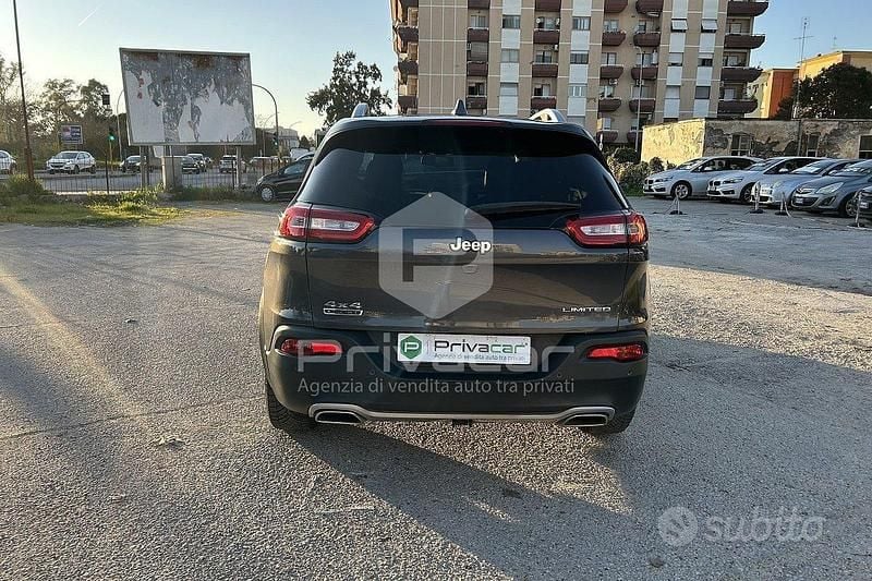 Usata Jeep Cherokee Limited 200 CV (147 kW) 2016 Grigio SUV