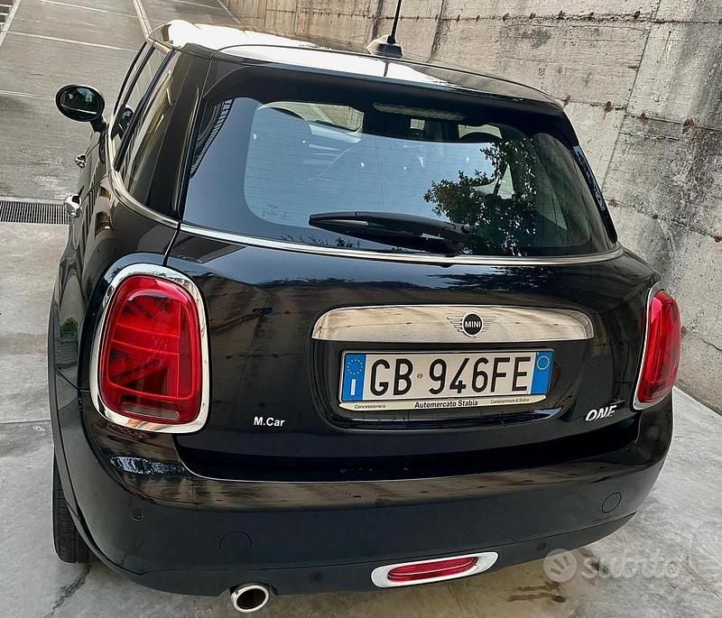Usata Mini ONE 2020 Nero Utilitaria
