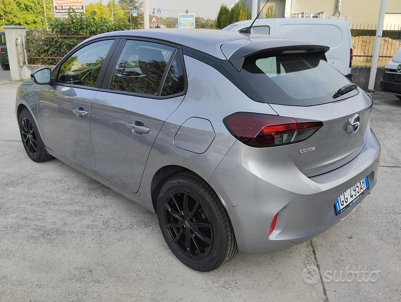 Usata Opel Corsa Edition 75 CV (55 kW) 2021 Grigio Berlina