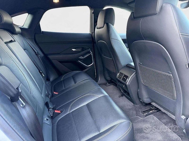 Usata Jaguar E-Pace R-Dynamic 163 CV (119 kW) 2022 Bianco SUV