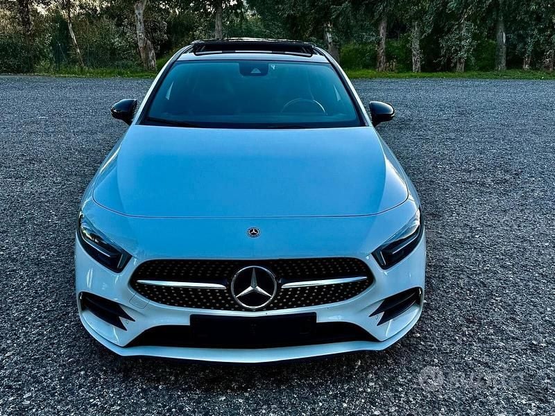 Gebraucht Mercedes A200 AMG Line Premium 150 PS (110 kW) 2022 Weiß Limousine