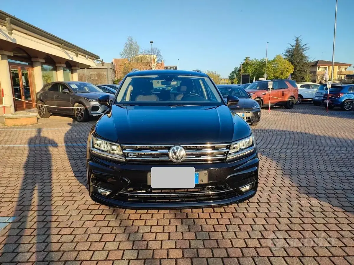 Usata VW Tiguan 150 CV (110 kW) 2020 Nero SUV