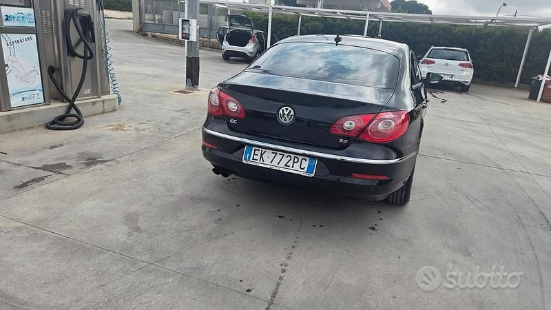 Usata VW Passat 140 CV (102 kW) 2011 Nero Berlina