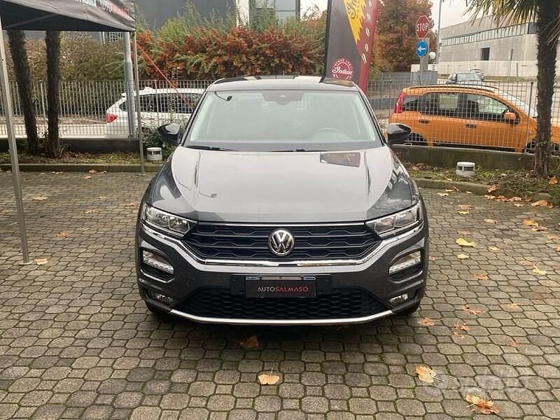 Usata VW T-Roc Style 116 CV (85 kW) 2019 Grigio SUV