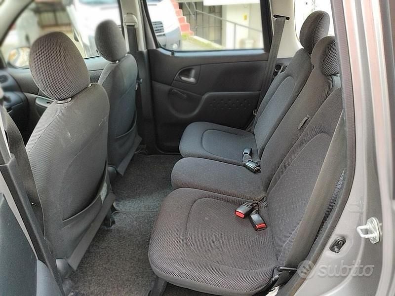 Usata Toyota Yaris Verso Sol 2003 Grigio Monovolume