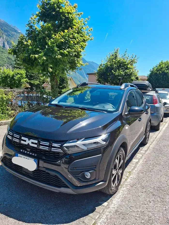 Usata Dacia Sandero Stepway 110 CV (80 kW) 2023 Nero Utilitaria